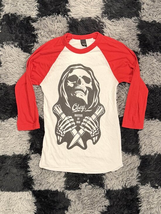 Obey baseball t-shirt - Picture 1 of 3